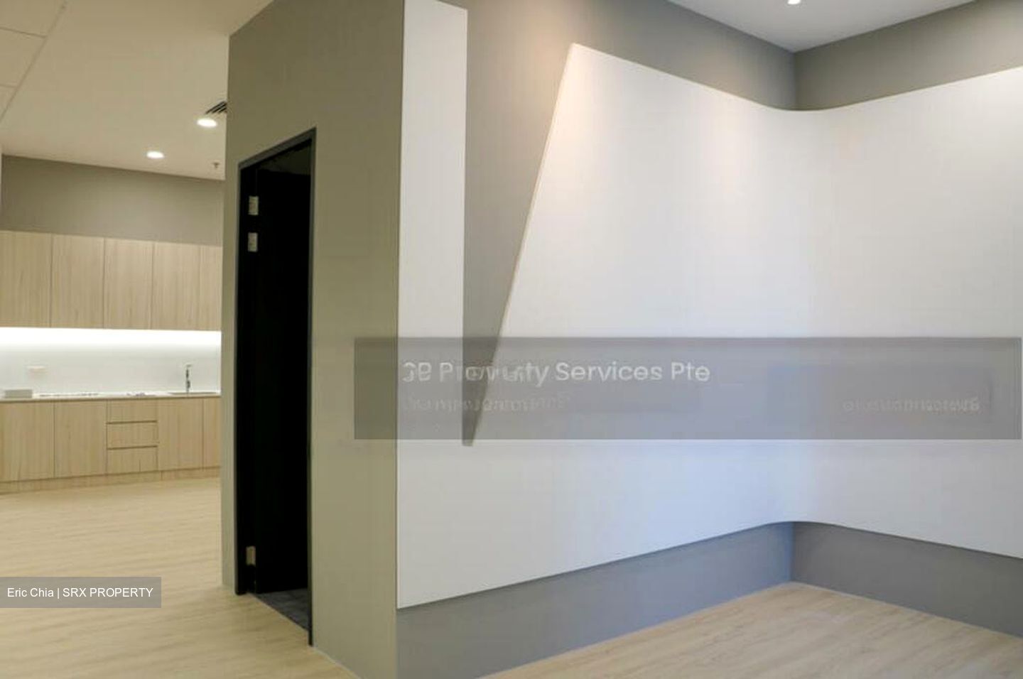 Kallang Way (D13), Factory #473571281